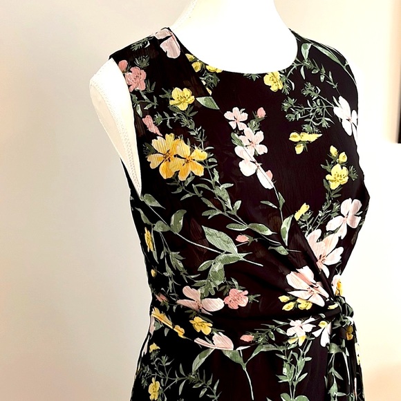 Pretty RW&CO. Floral Mini Dress Size 6 - Picture 8 of 13